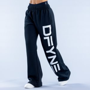 Signature Wide Leg Jogger